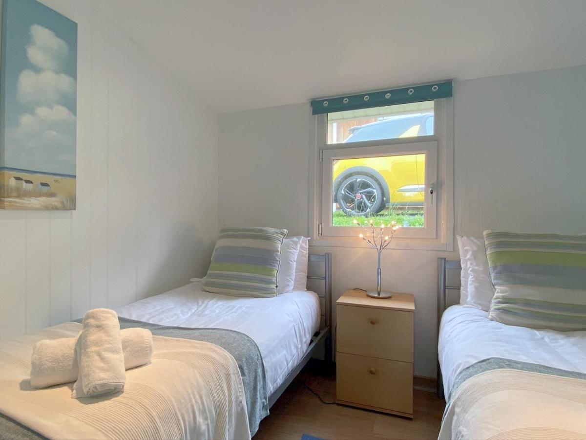 Pass The Keys Gower Beach Staycation Caswell Bay - Sleeps 4 Swansea Extérieur photo