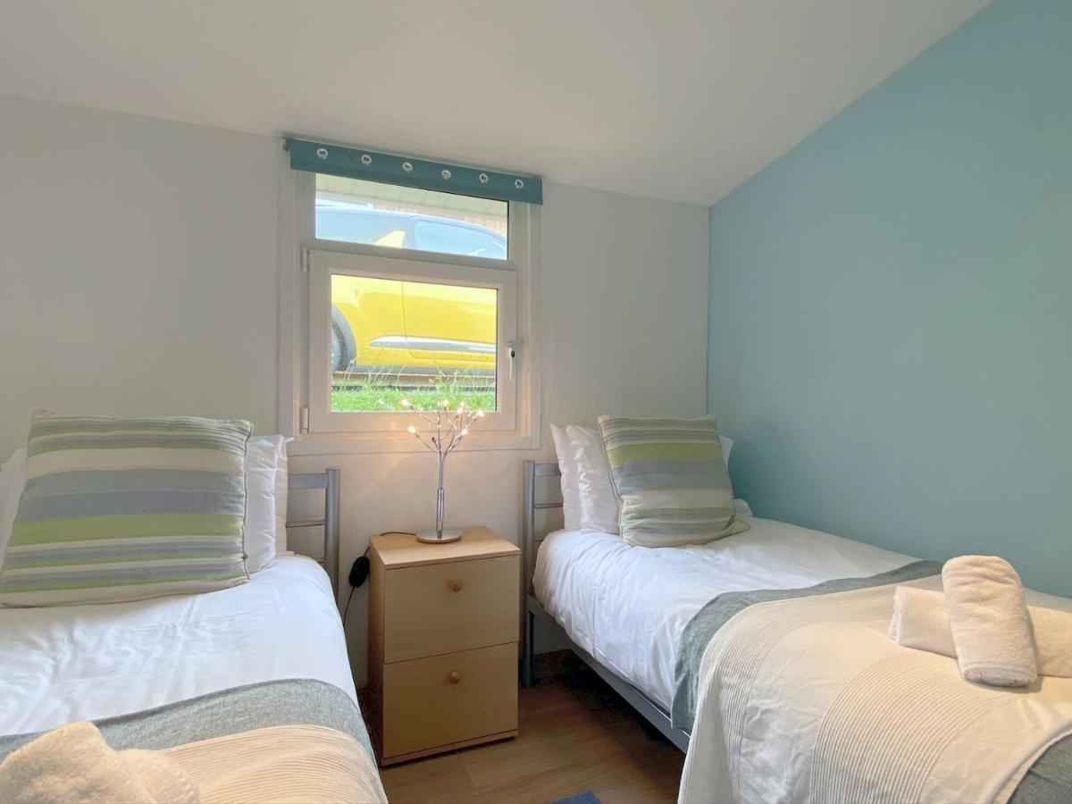 Pass The Keys Gower Beach Staycation Caswell Bay - Sleeps 4 Swansea Extérieur photo
